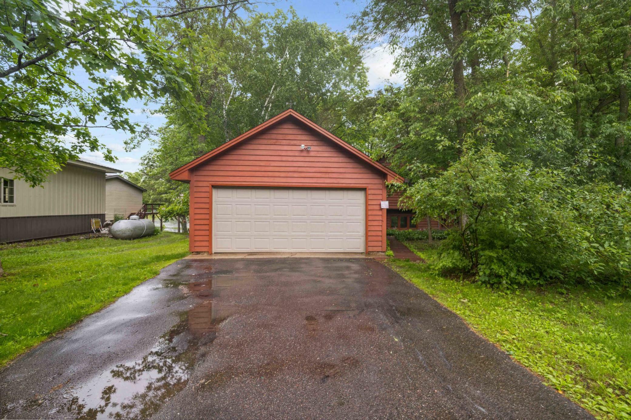 Property Photo: 11468 Robinwood Lane MN 56401