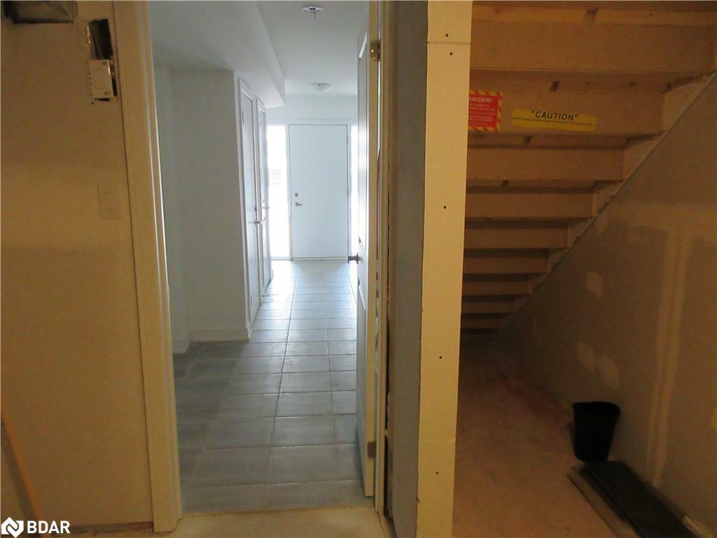 Property Photo: 44 Red Maple Lane Lane ON L9J 0N7