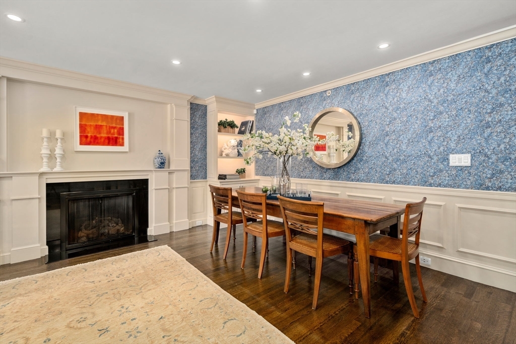 Property Photo:  34.5 Beacon Street 1  MA 02108 