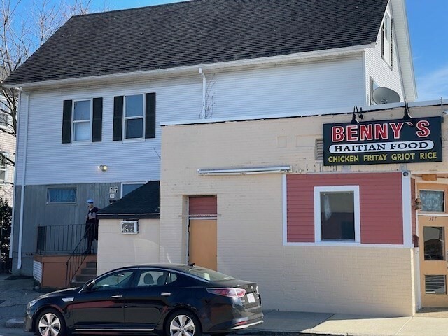 377 Park Ave  Worcester MA 01610 photo