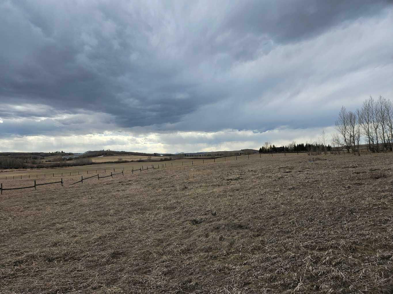 186 Avenue W Rural Foothills Avenue W  De Winton AB T0L 0X0 photo