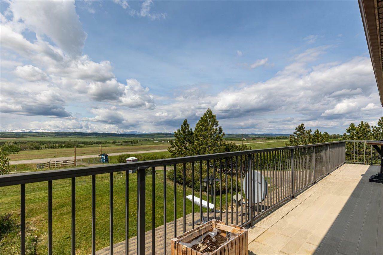 Property Photo: 144028 Highway 549 W AB T1S 3H3