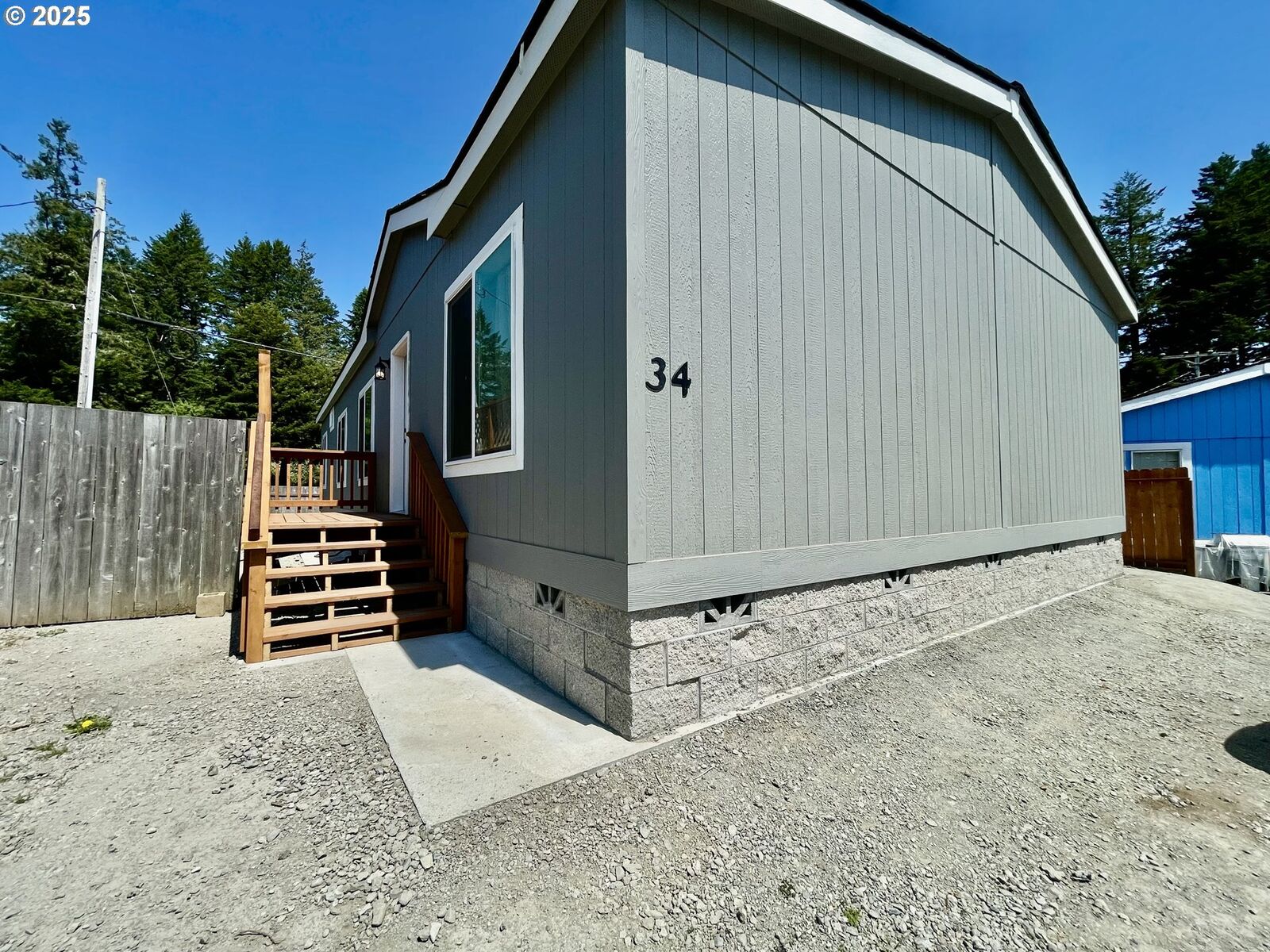 Property Photo:  96465 Coverdell Rd 34  OR 97415 