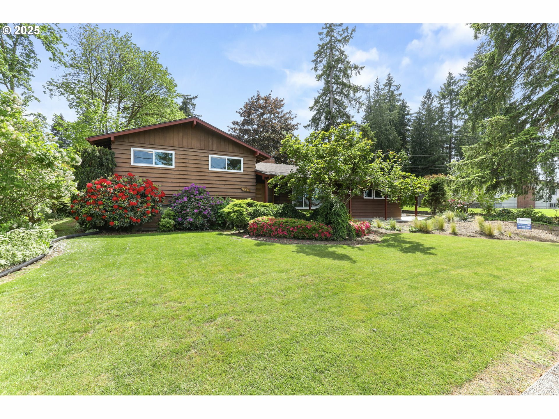 Property Photo: 2501 NE 104th St WA 98686