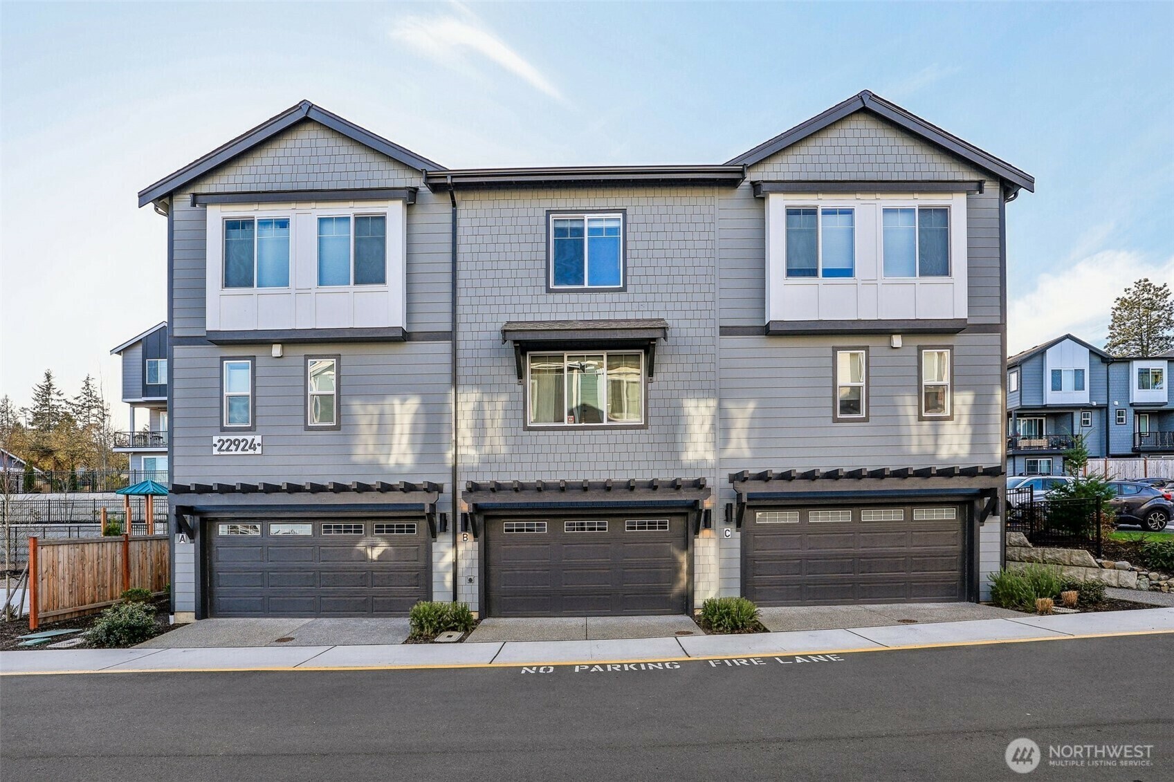 Property Photo:  22924  80th Place W B  WA 98026 