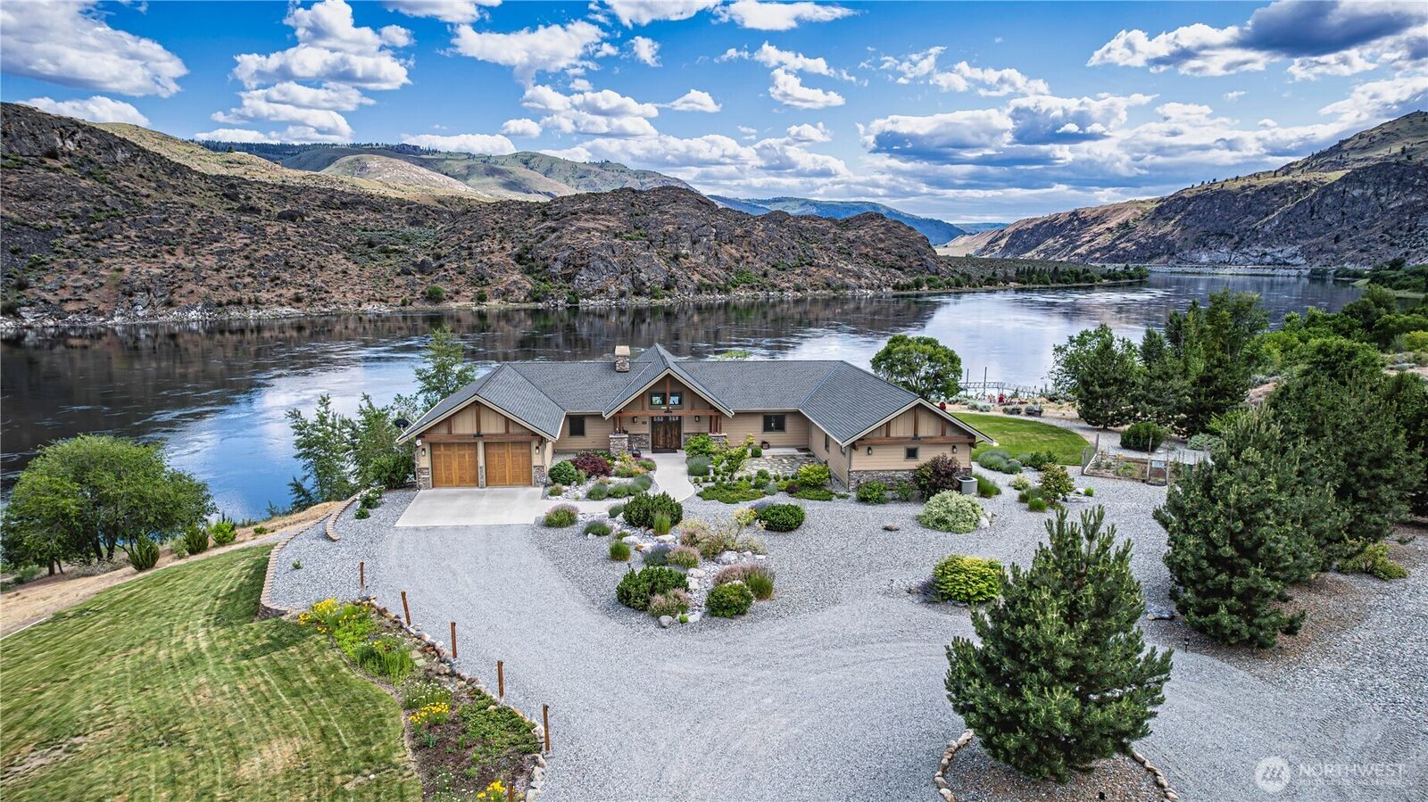 Property Photo:  24386  US Hwy 97  WA 98816 