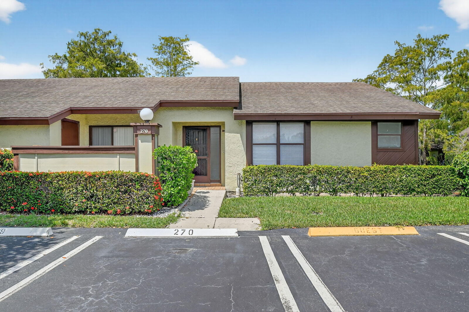 Property Photo: 270 Beaver Dam Court FL 33411