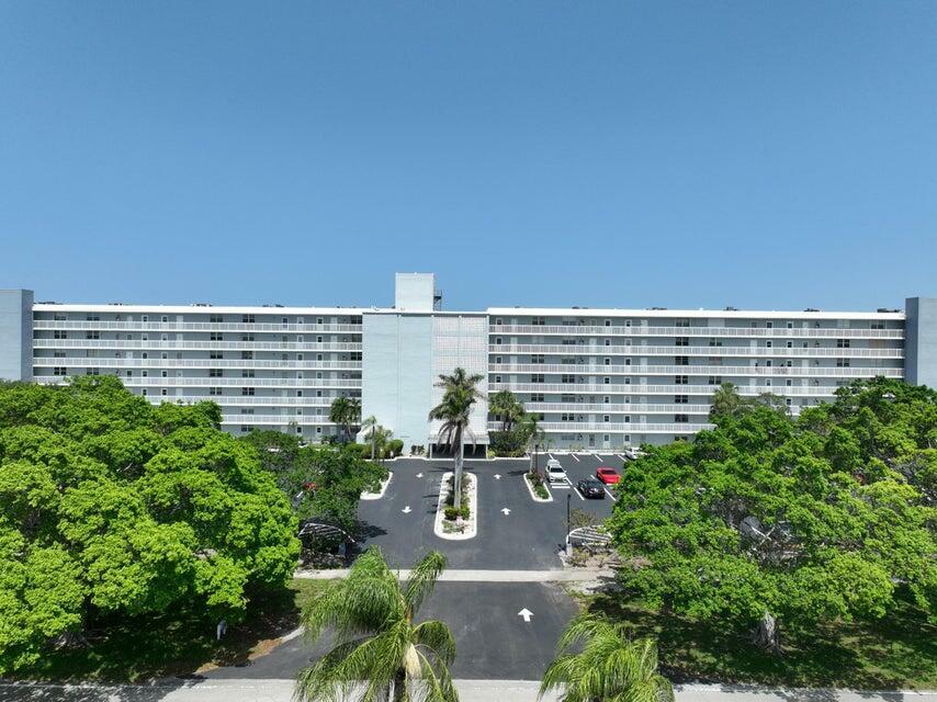 Property Photo: 5500 NW 2nd Avenue 418 FL 33487