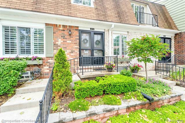 Property Photo: 1874 Wickham Street 68 MI 48073