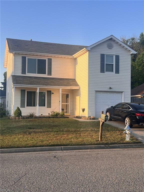Property Photo: 222 Greenfield Cres VA 23434