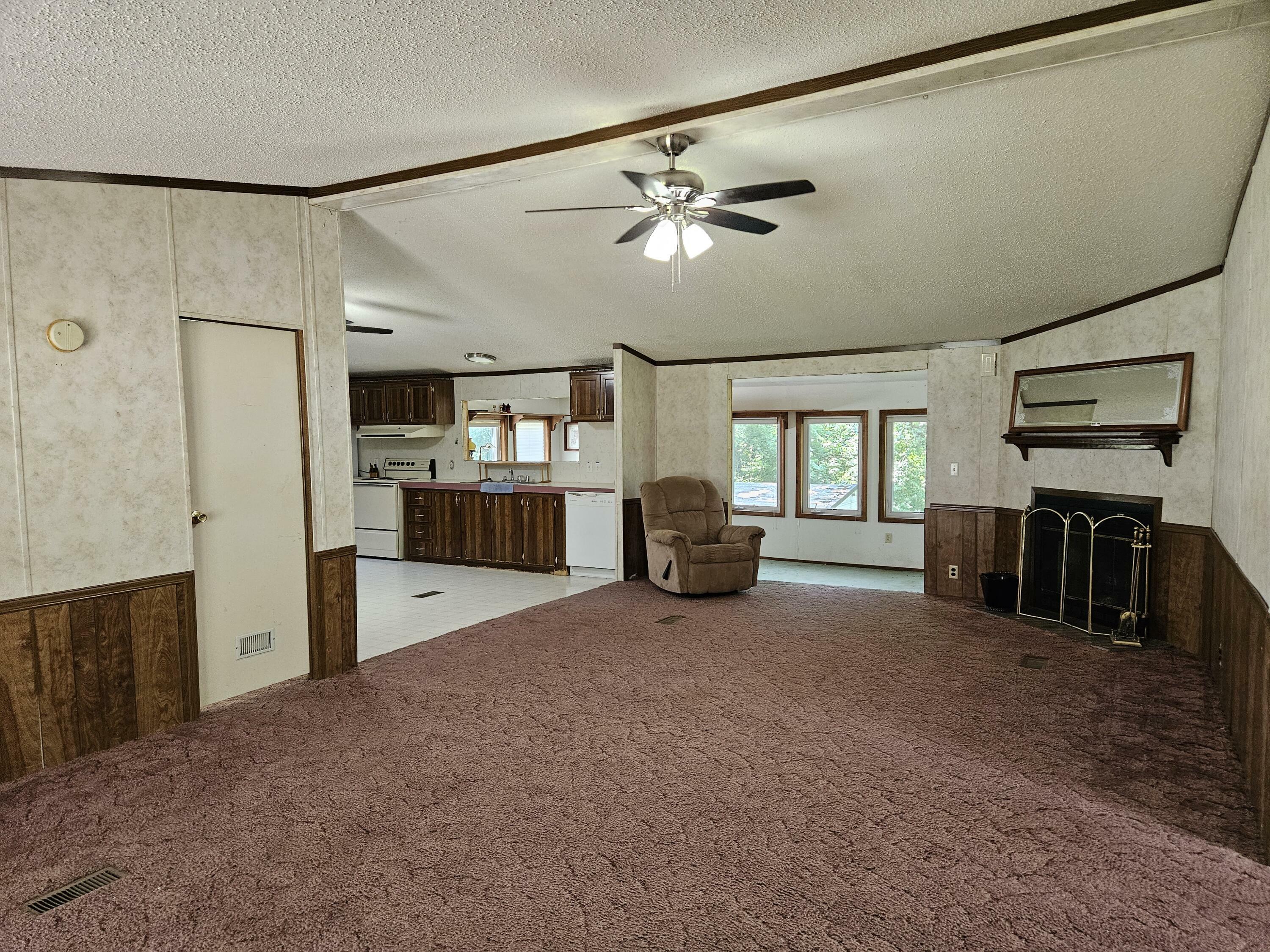 Property Photo: 5932 Joe Bald Road MO 65686
