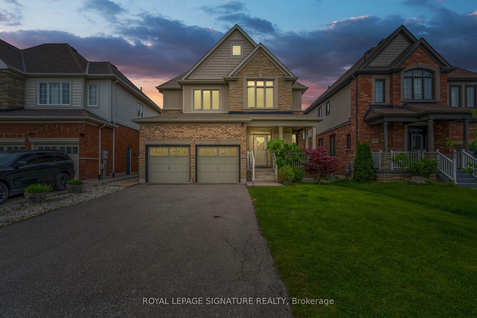 Property Photo: 8 Miracle Way ON L0S 1A0
