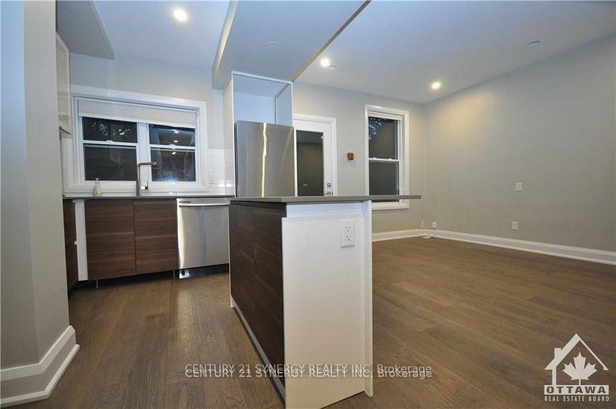 Photo de la propriété: 571 McLeod Street 2 ON K1R 5R2