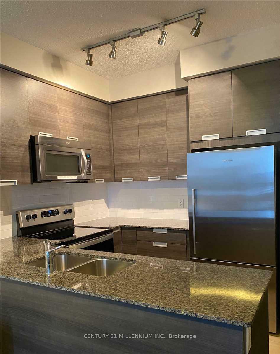 Property Photo: 55 Eglinton Avenue W 905 ON L5R 3P5