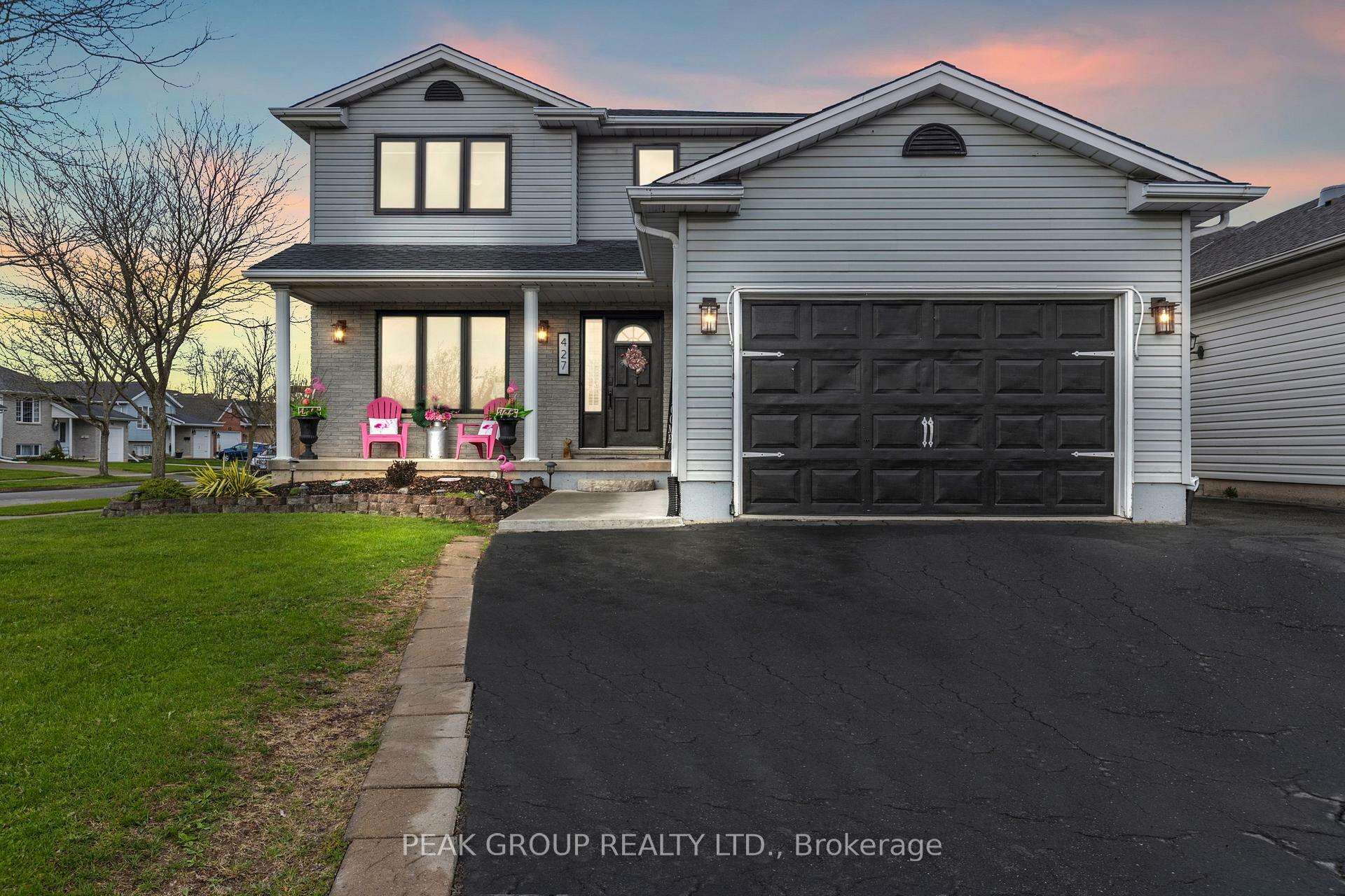 Property Photo: 427 Trillium Avenue ON L3C 7H1