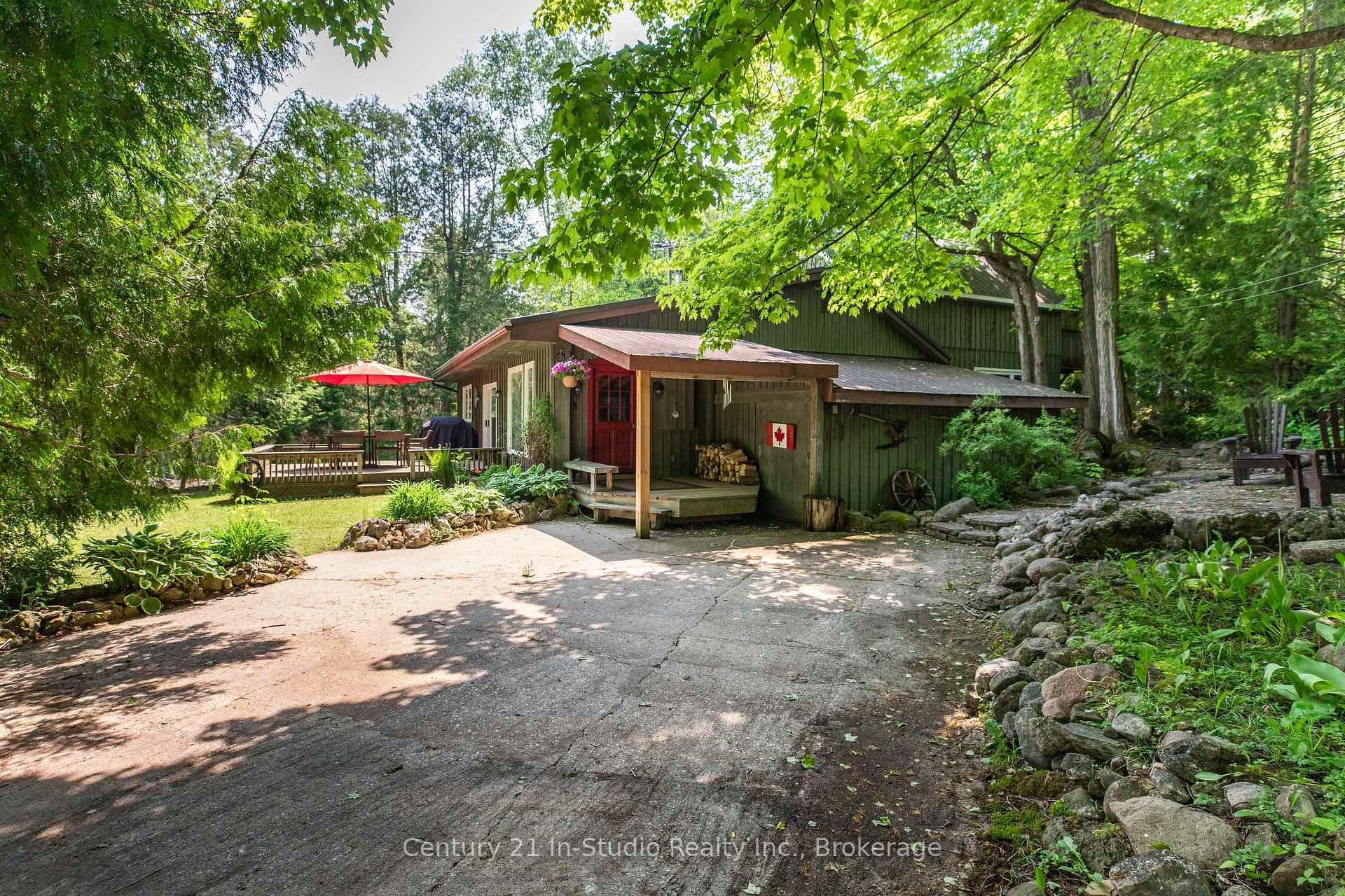 Property Photo: 9 13th Avenue ON N0H 2T0