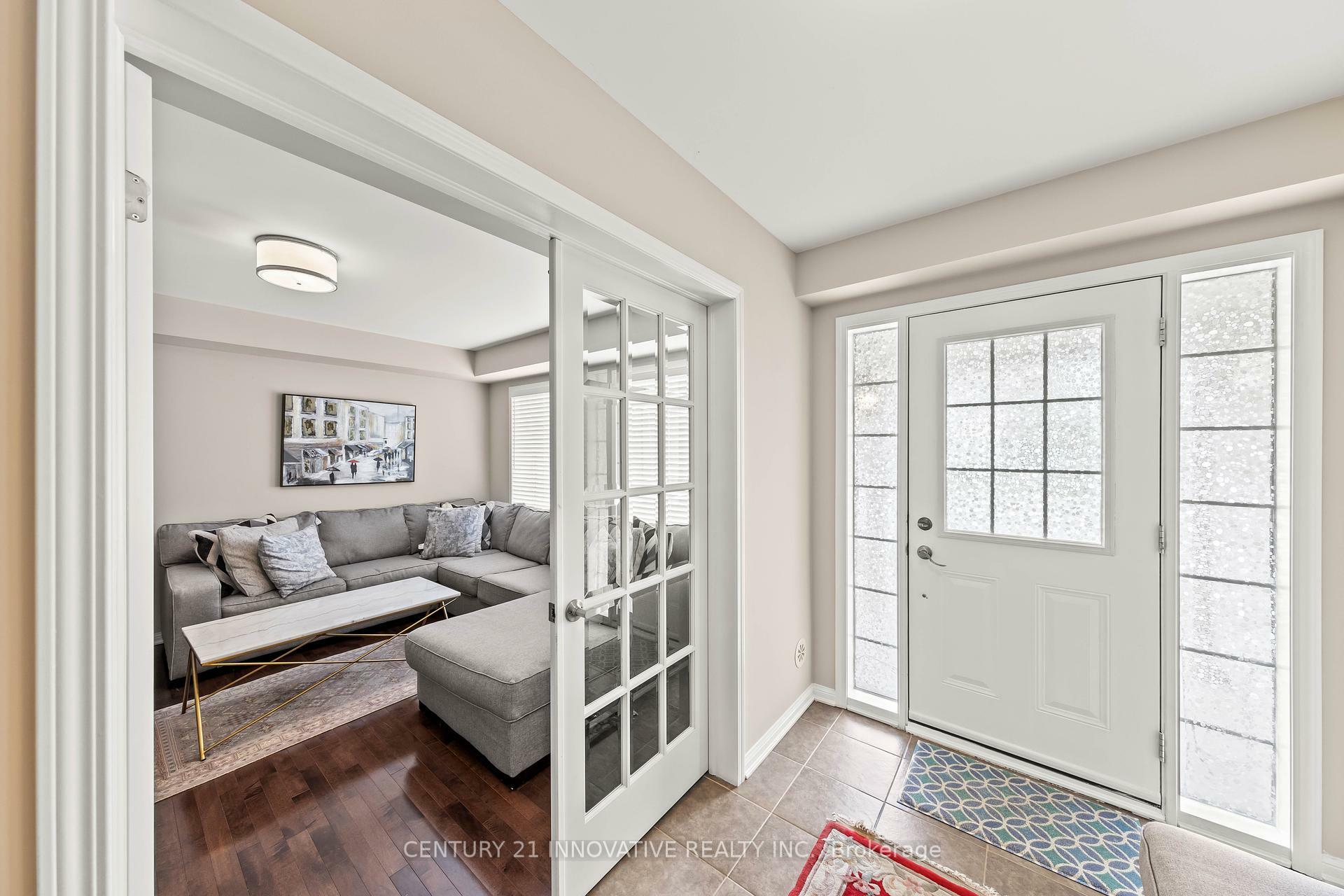 Property Photo:  324 Dymott Avenue  ON L9T 7T3 