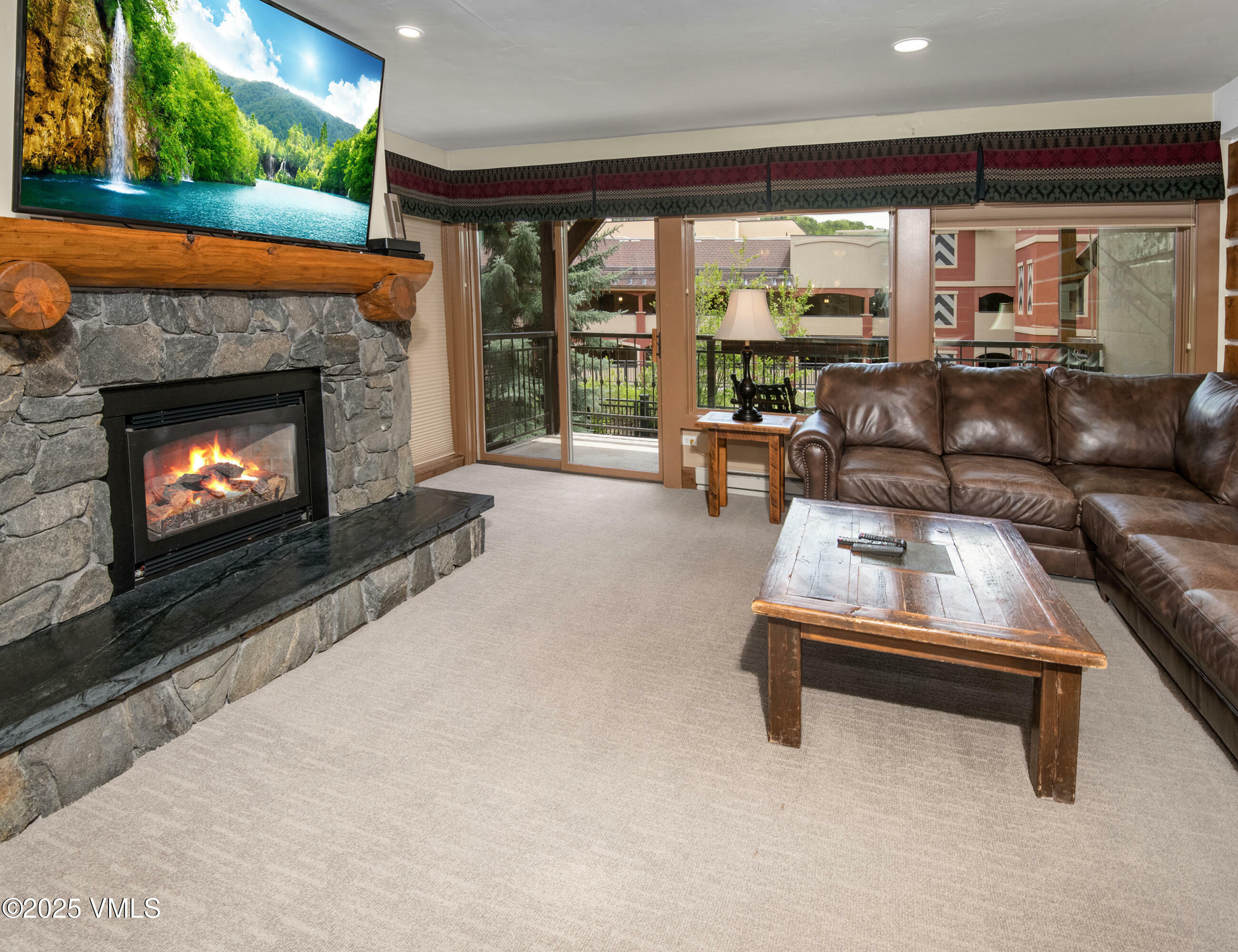 Property Photo: 684 W Lionshead Circle 215/216 CO 81657