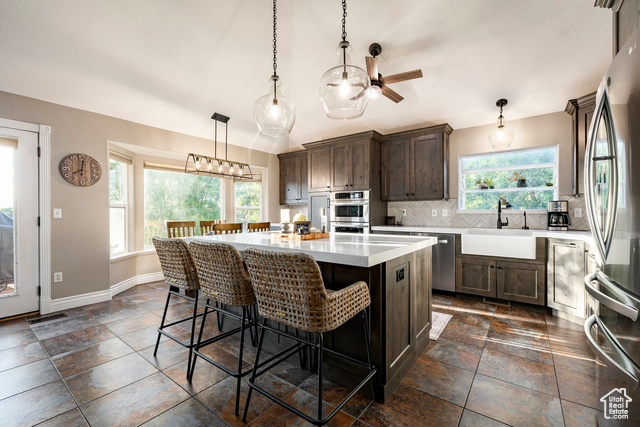 Property Photo: 13898 Summerset Cir UT 84020