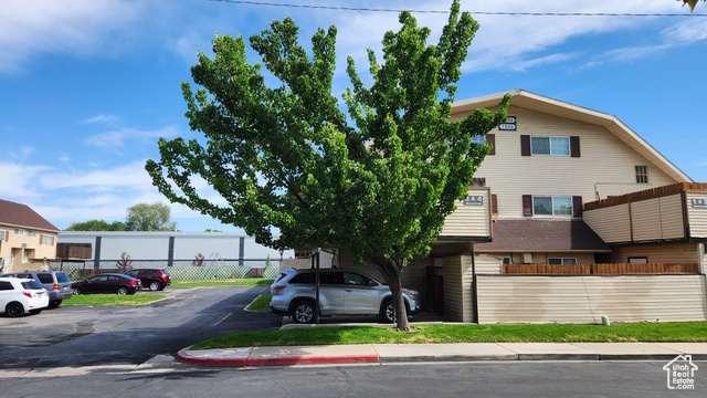 Property Photo:  1896 W Homestead Farms Ln 3  UT 84119 