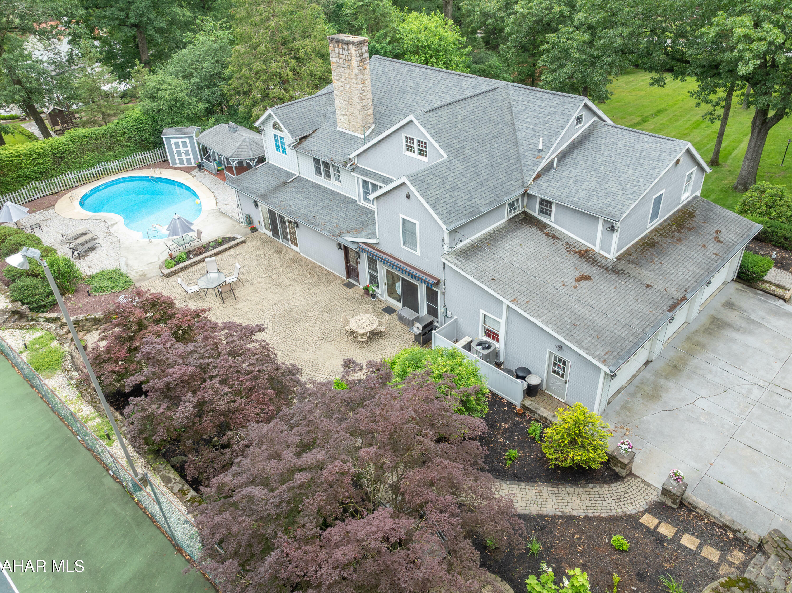 Property Photo: 1605 S Logan Boulevard PA 16648