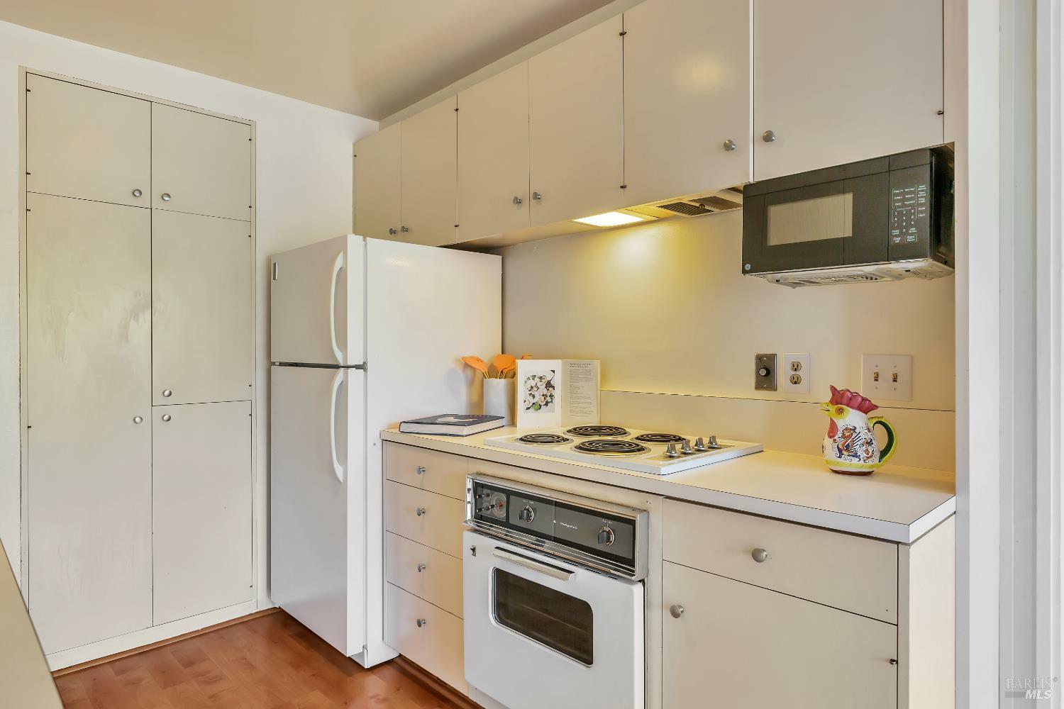 Property Photo: 94 Forest Lane CA 94903