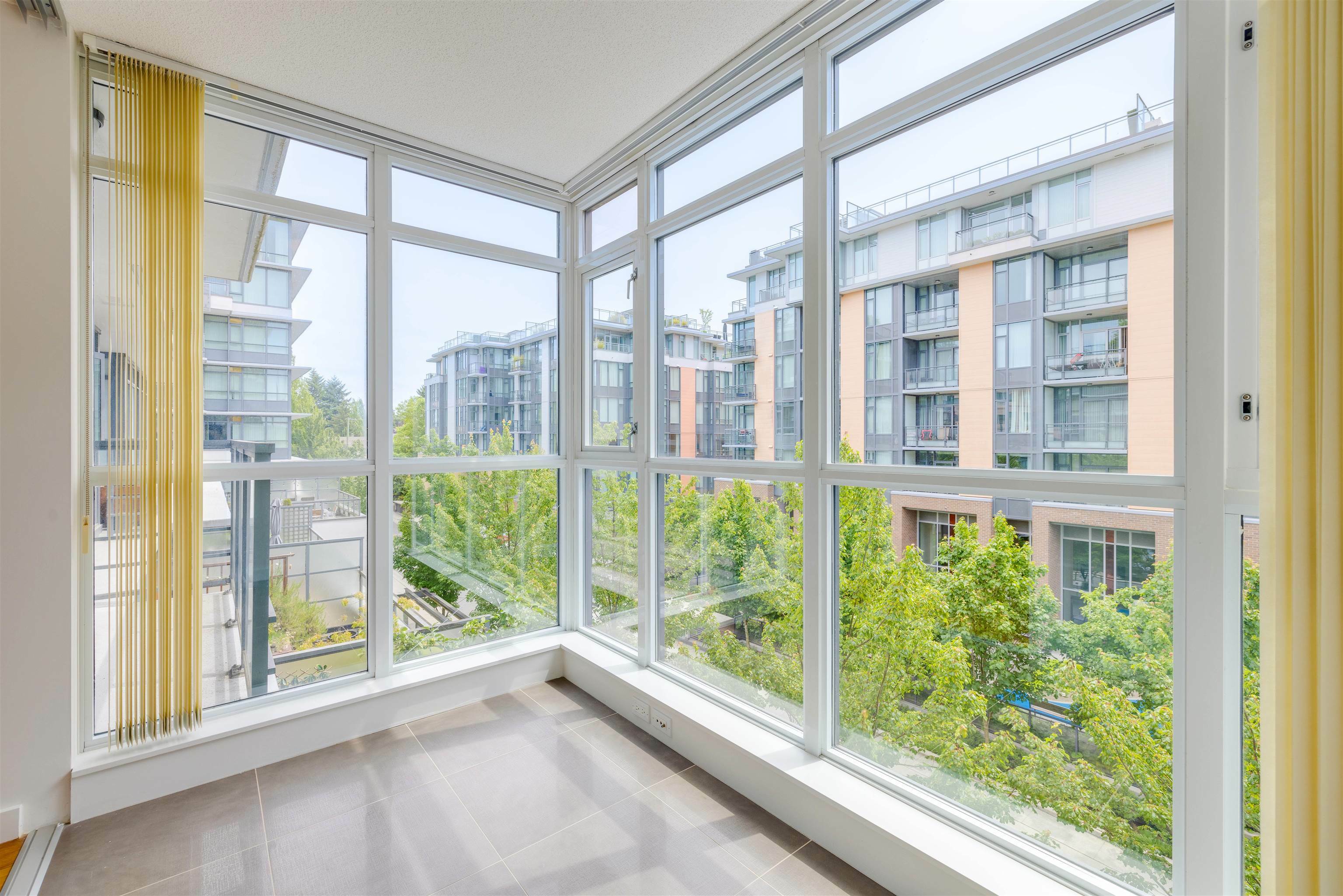 Property Photo: 2080 W Broadway 571 BC V6J 0C7