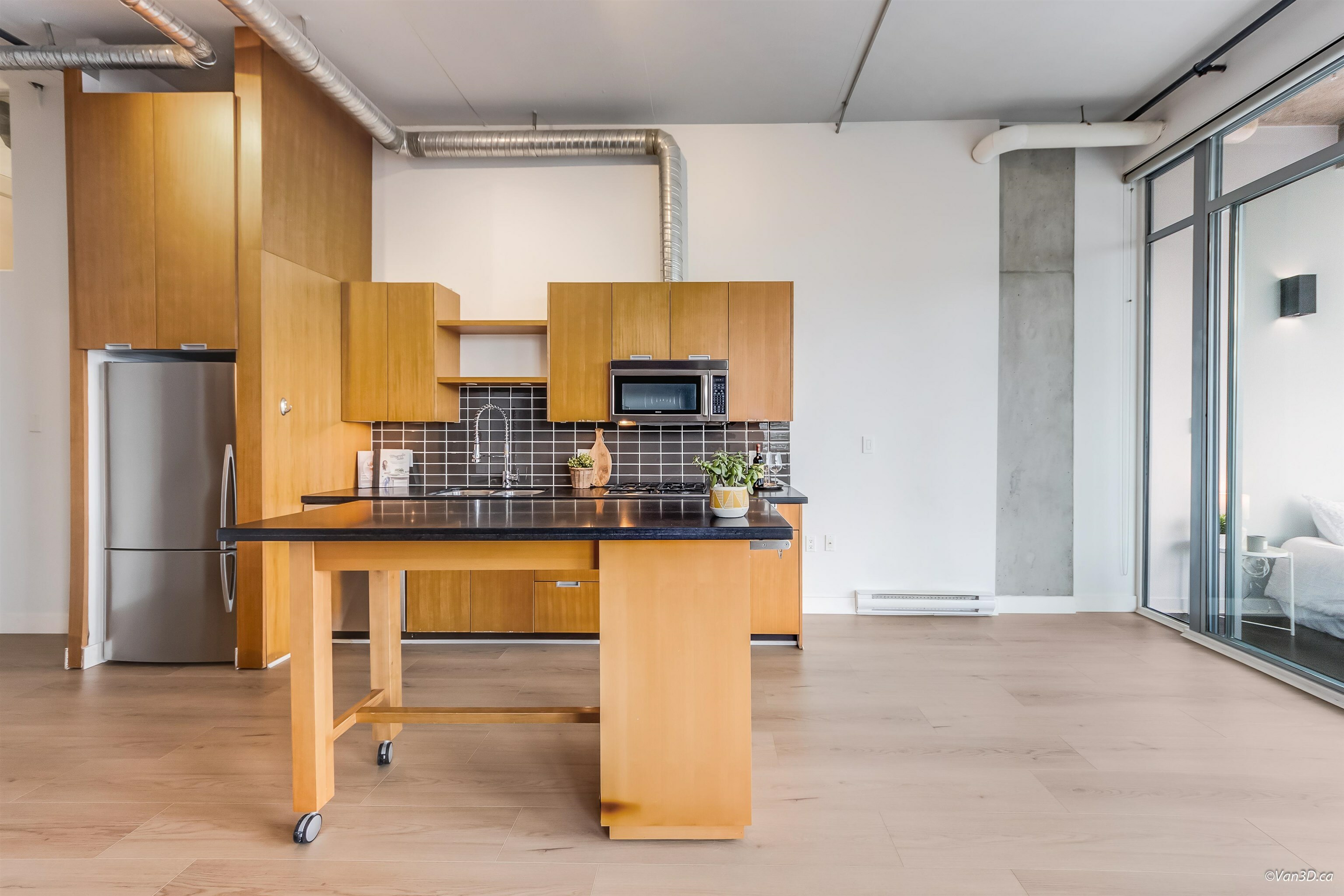 Property Photo: 495 W 6th Avenue 307 BC V5Y 1L3