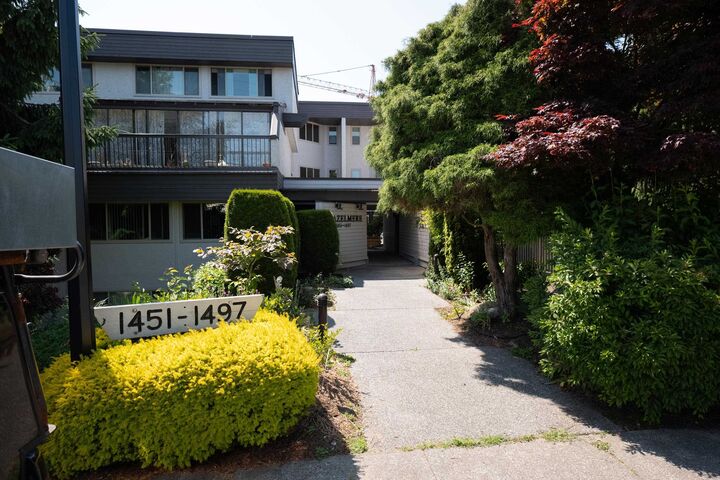 Property Photo: 1469 Merklin Street BC V4B 4C4