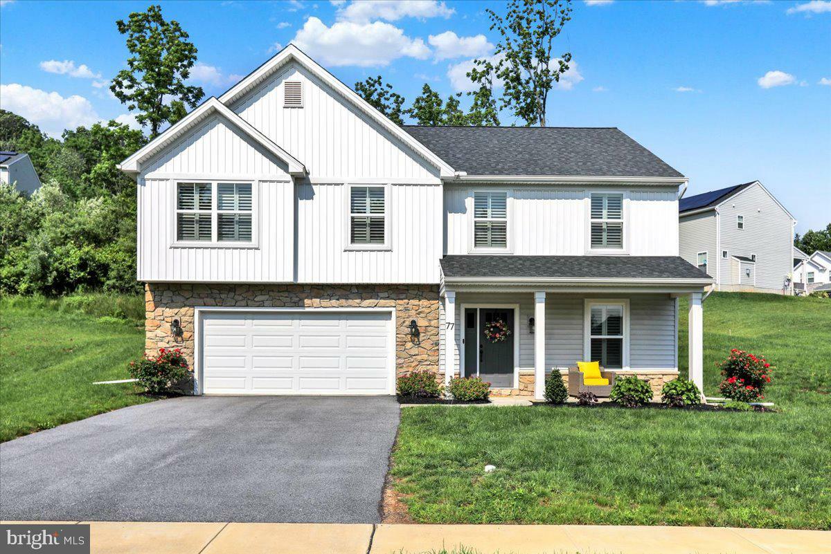 Property Photo:  77 Ladderback Lane  PA 19606 