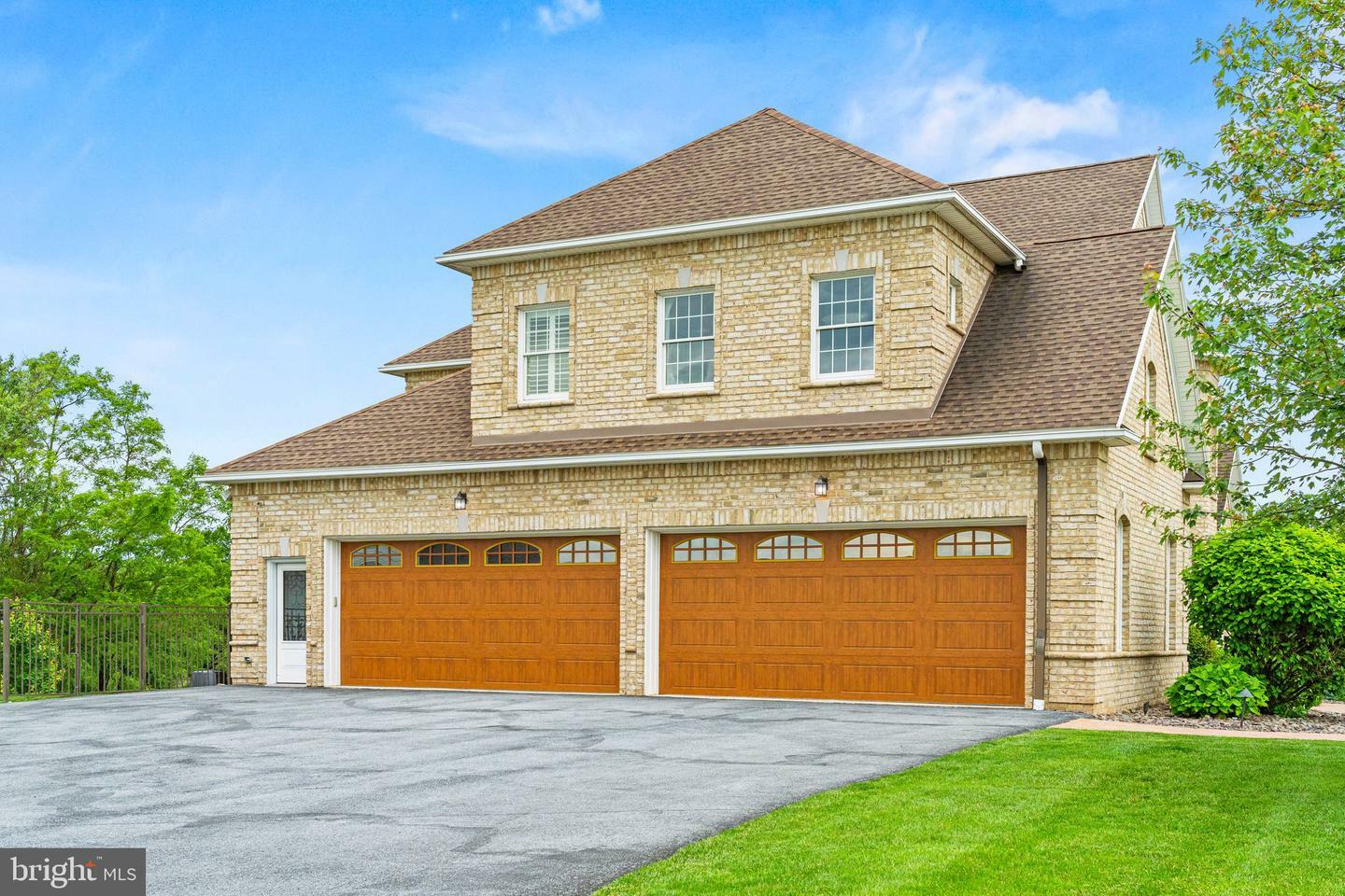 Property Photo: