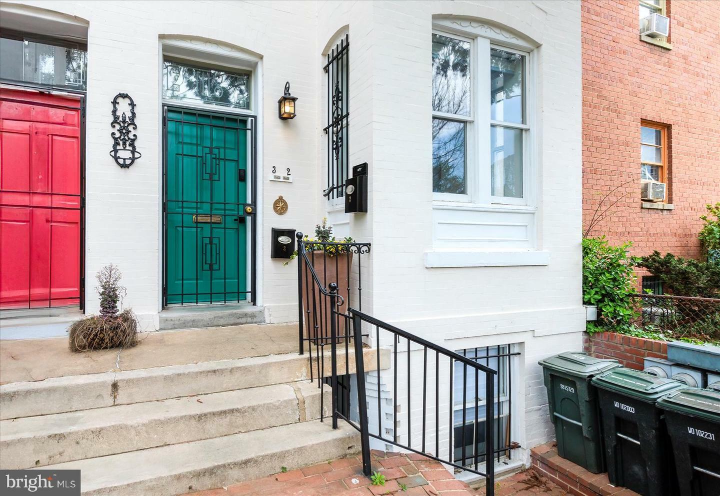 Property Photo: 1118 F Street NE DC 20002