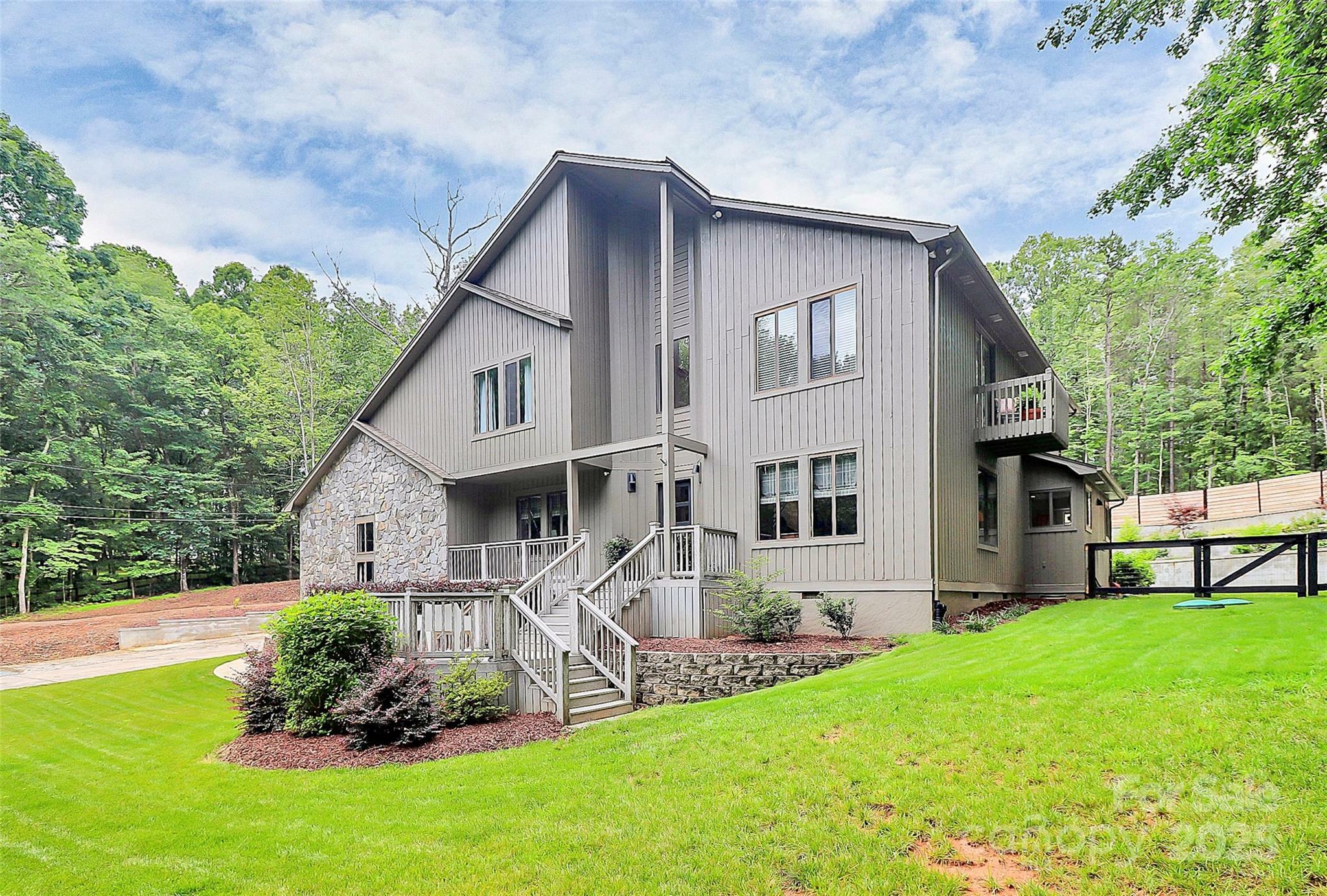 Property Photo: 9423 Man O War Road SC 29707