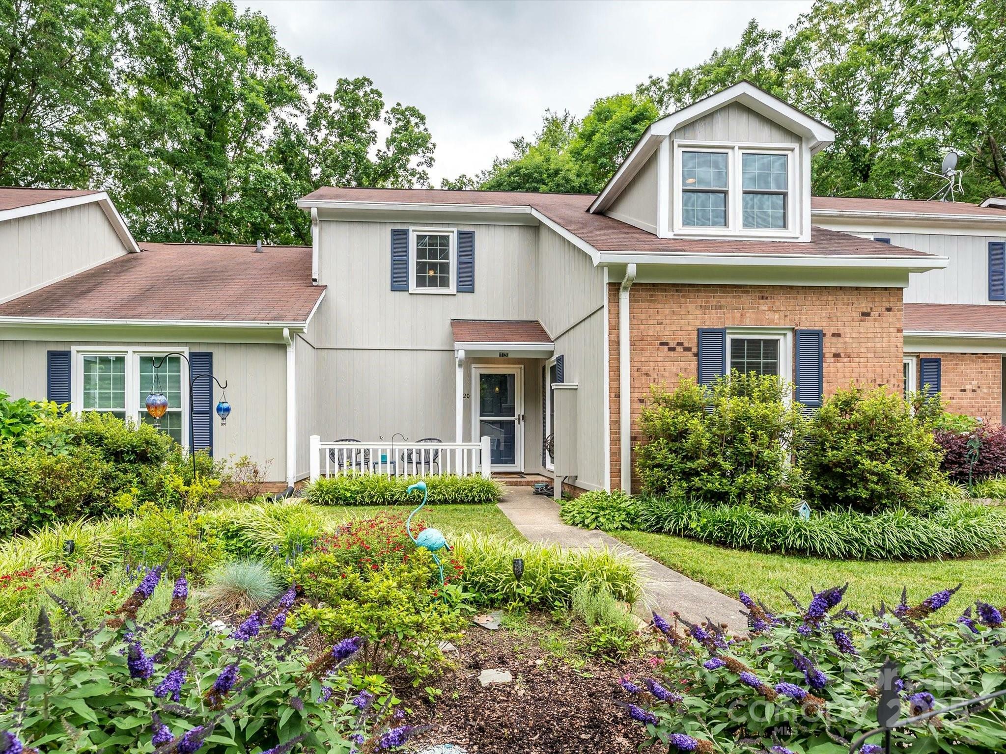 11120 Sevilla Court  Charlotte NC 28226 photo
