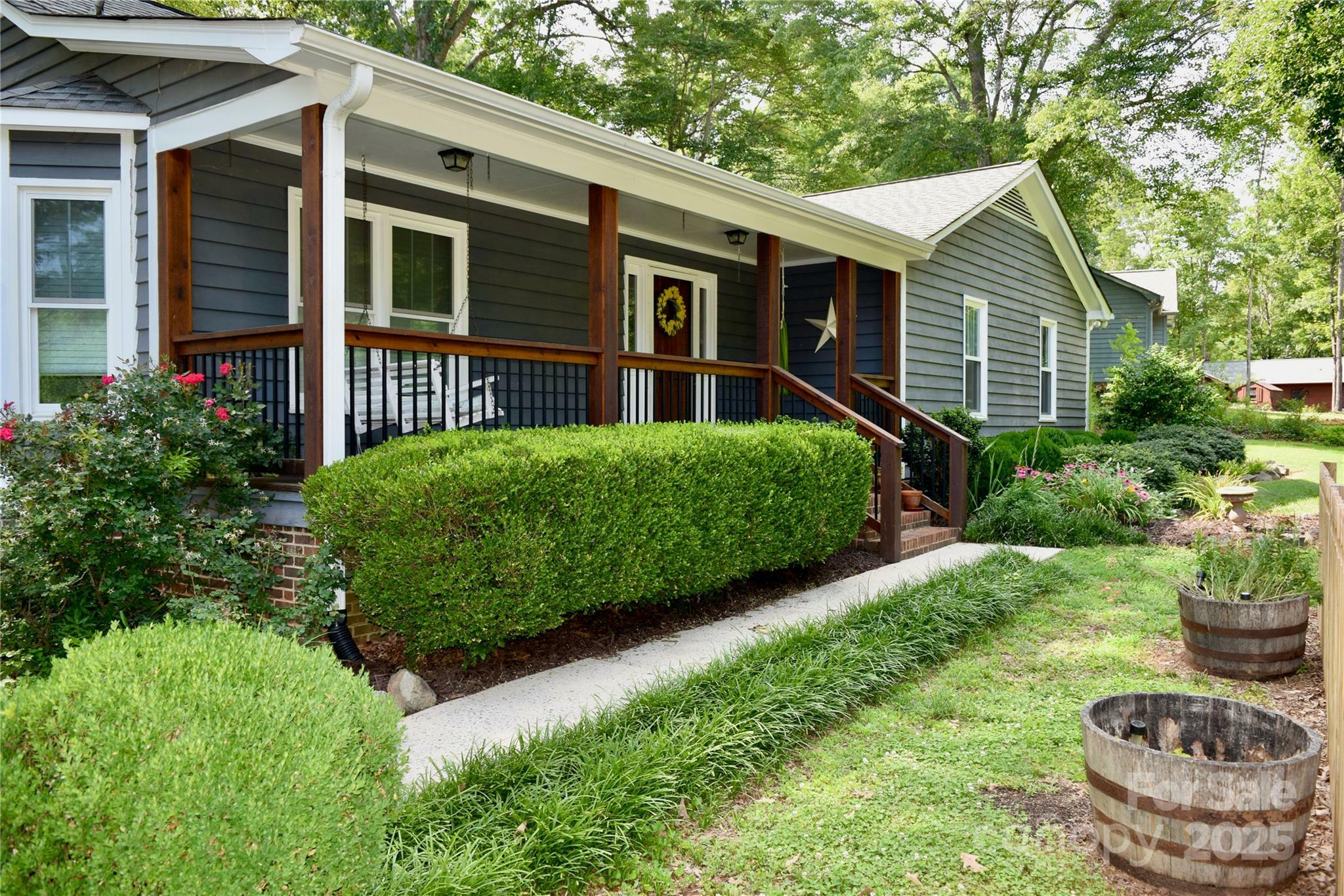 5916 Indian Brook Drive  Matthews NC 28104 photo