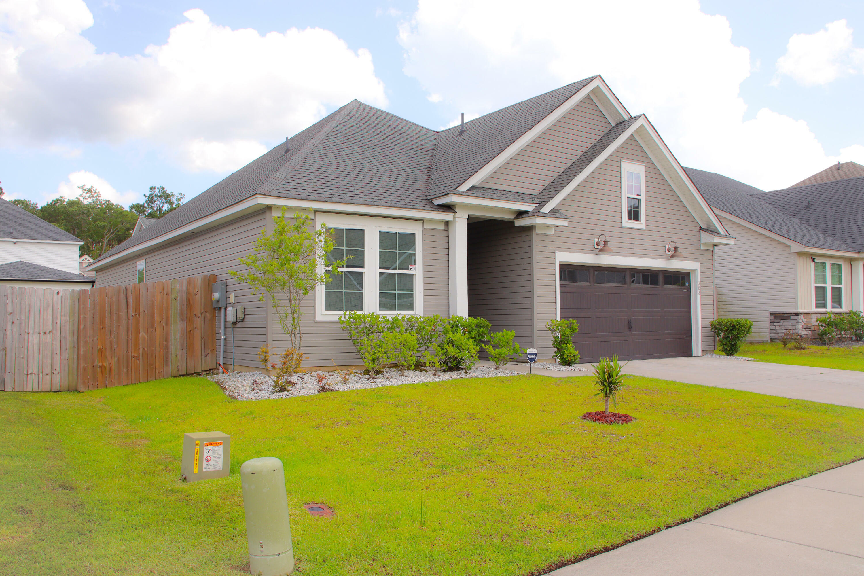 Property Photo: 303 Citation Way SC 29461