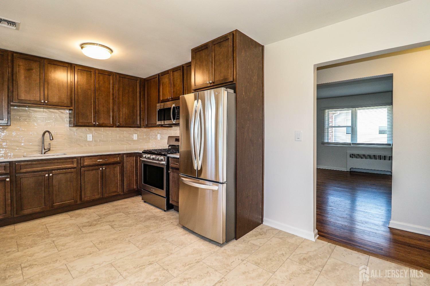 Property Photo: 298 Central Avenue 5A NJ 08817