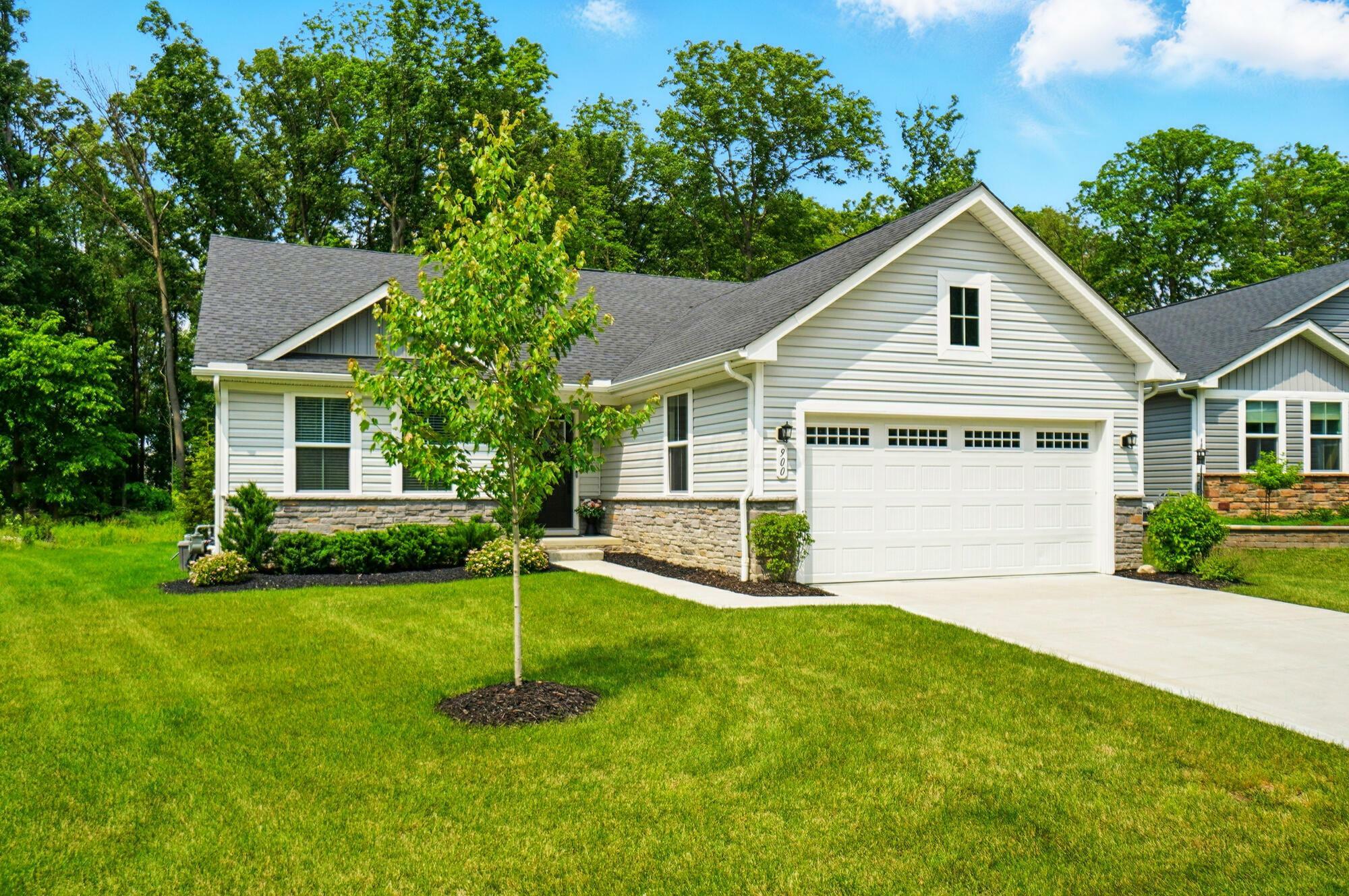 Property Photo: 900 Buchloe Drive OH 43040