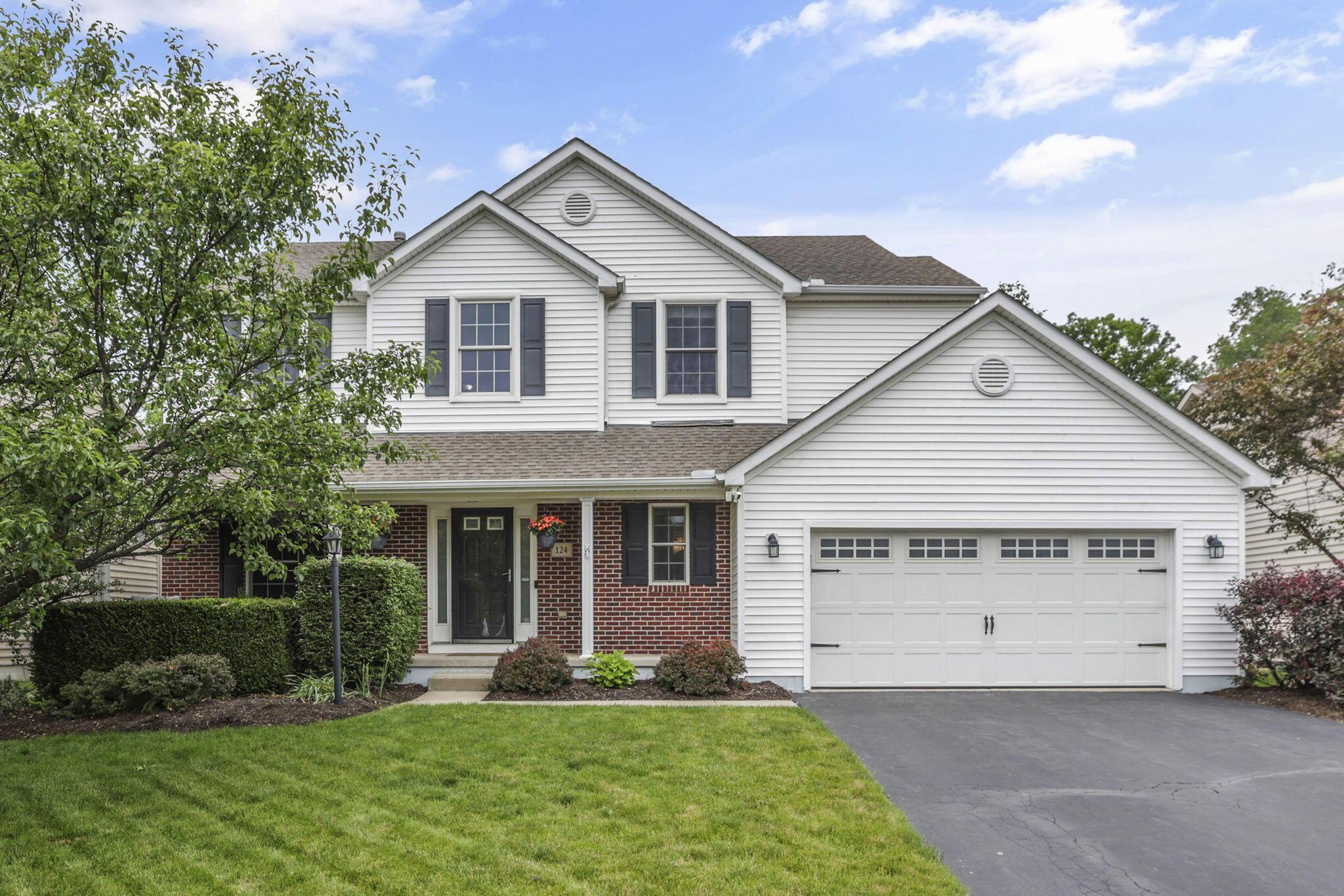 Property Photo:  124 Mulberry Street  OH 43147 