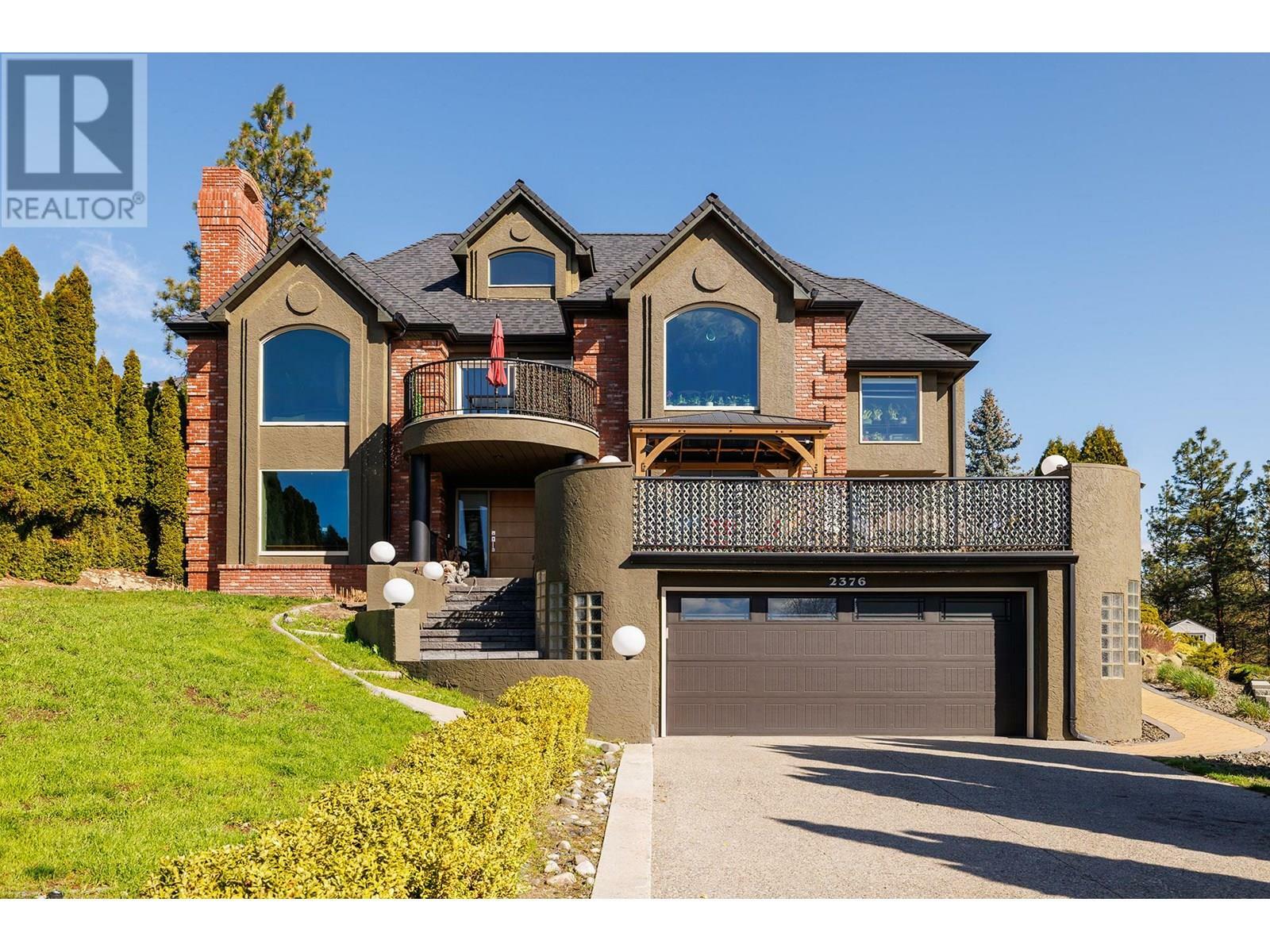 Property Photo: 2376 Nahanni Court BC V1V 1N1