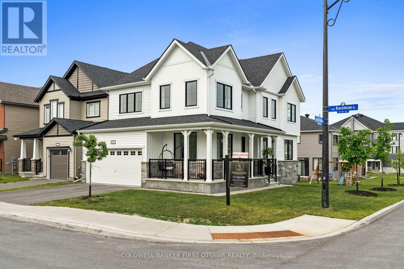 Property Photo: 10 Racemose Street ON K2J 6Z9