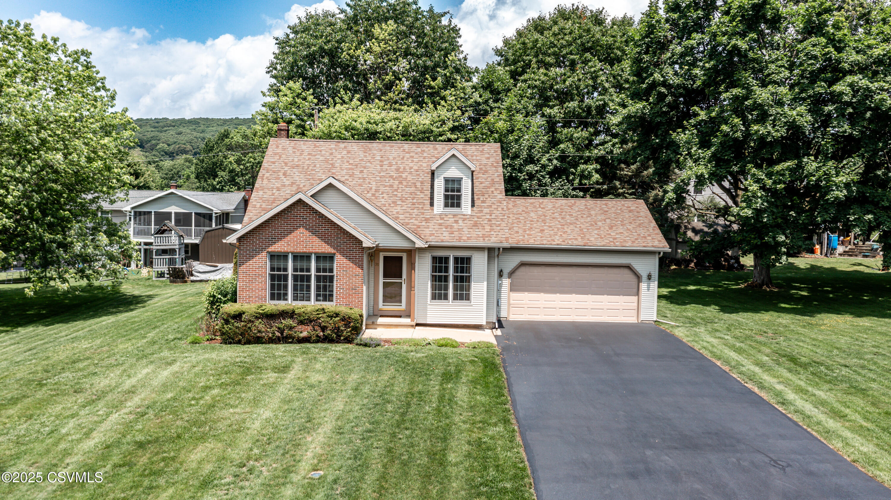 Property Photo: 31 Lilac Lane PA 17821
