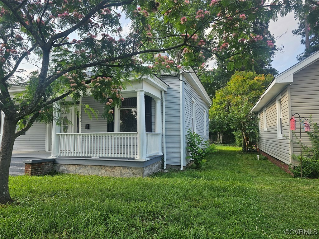 Property Photo: 116 Fairfax Avenue VA 23834
