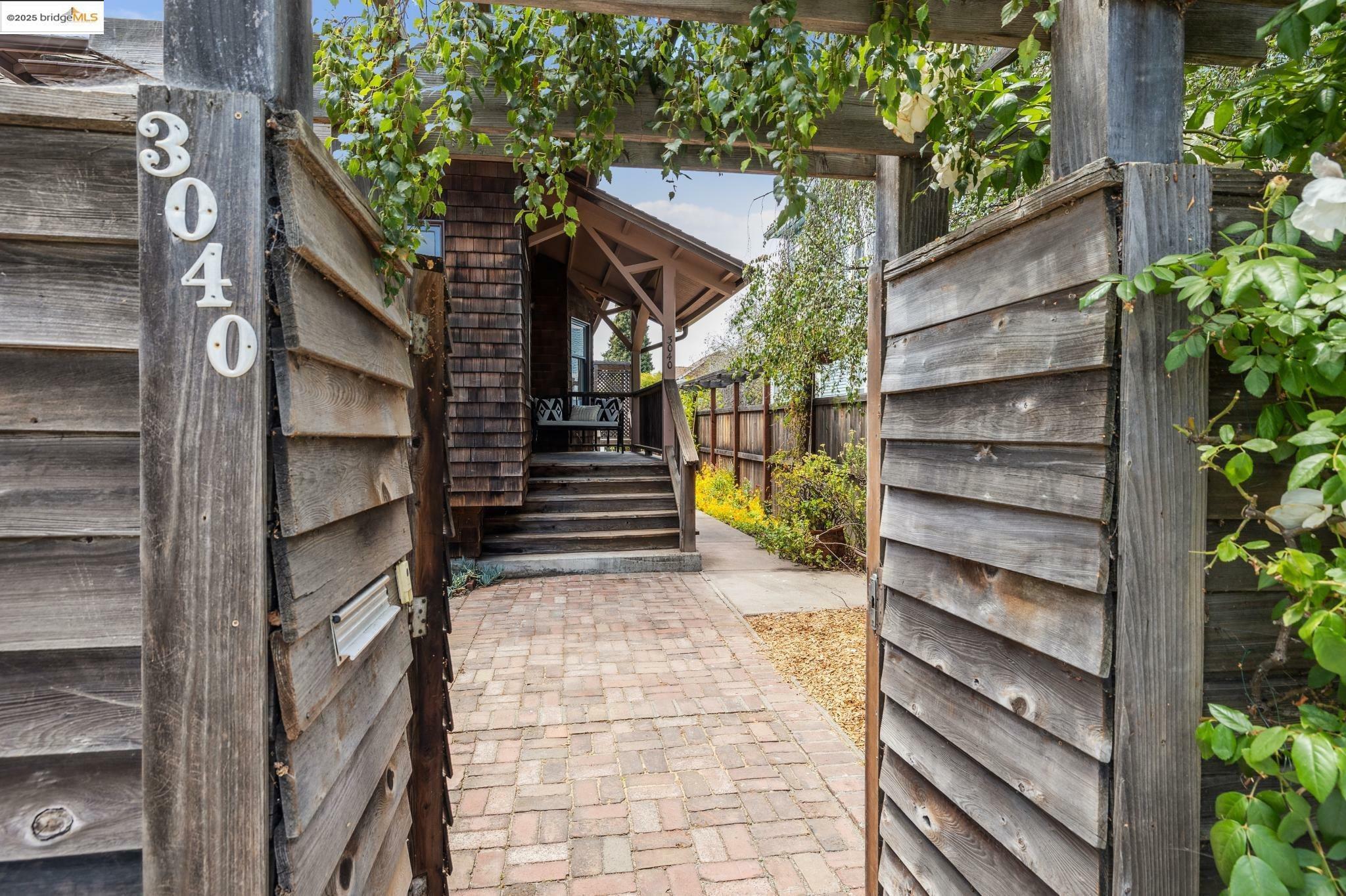 Property Photo: 3040 Martin Luther King Jr Way CA 94703