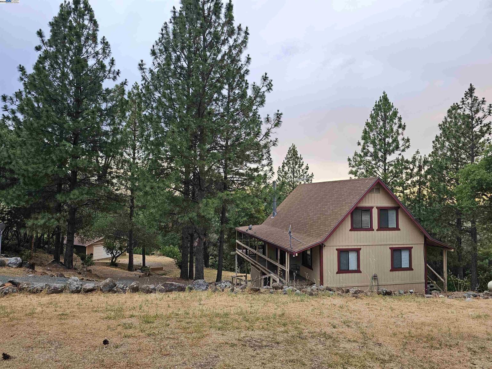 Property Photo:  11066 Shadow Hill Dr  CA 95975 