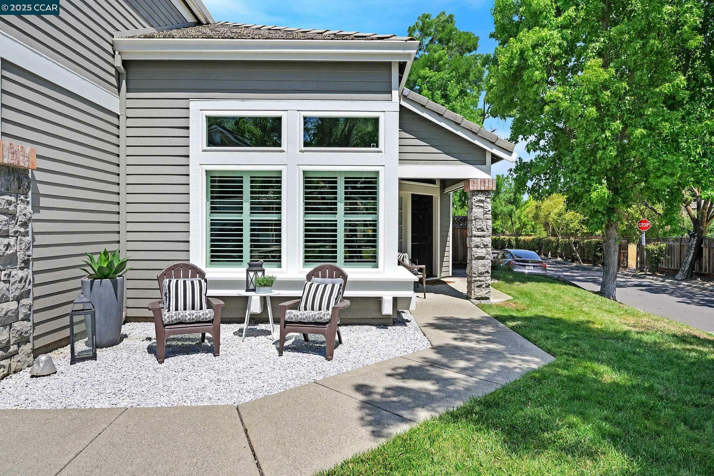 Property Photo: 1256 Silverwood Ct CA 94526