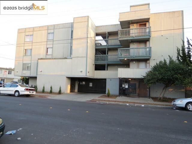 1532 Chanslor Ave #  Richmond CA 94801 photo