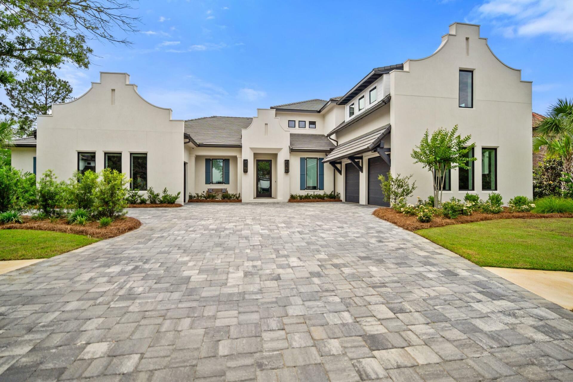 Property Photo: 3502 Burnt Pine Lane FL 32550