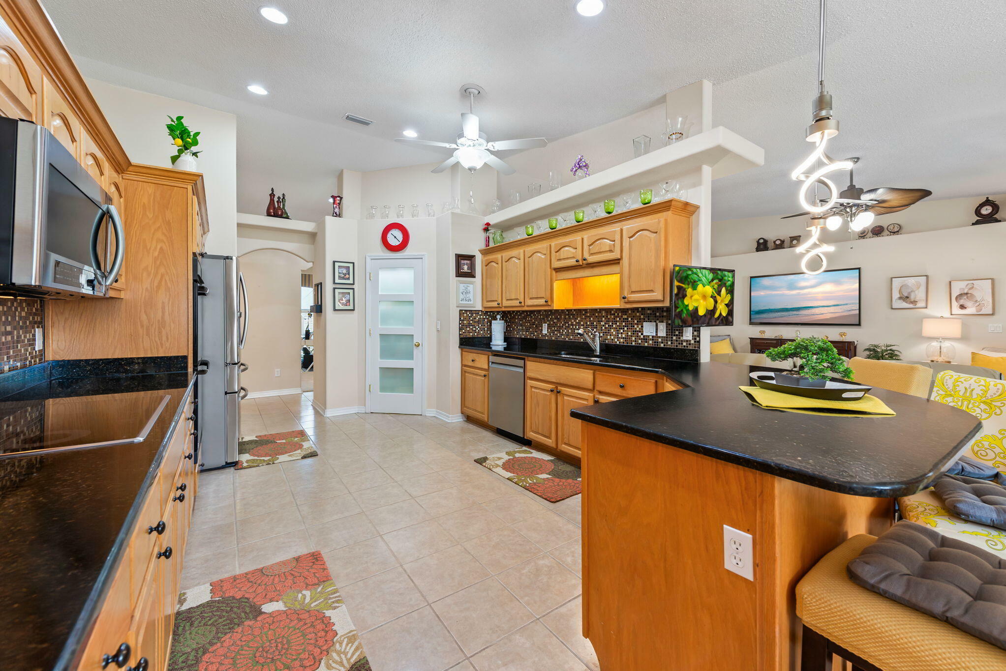 Property Photo: 2424 Pineneedle Drive FL 32566