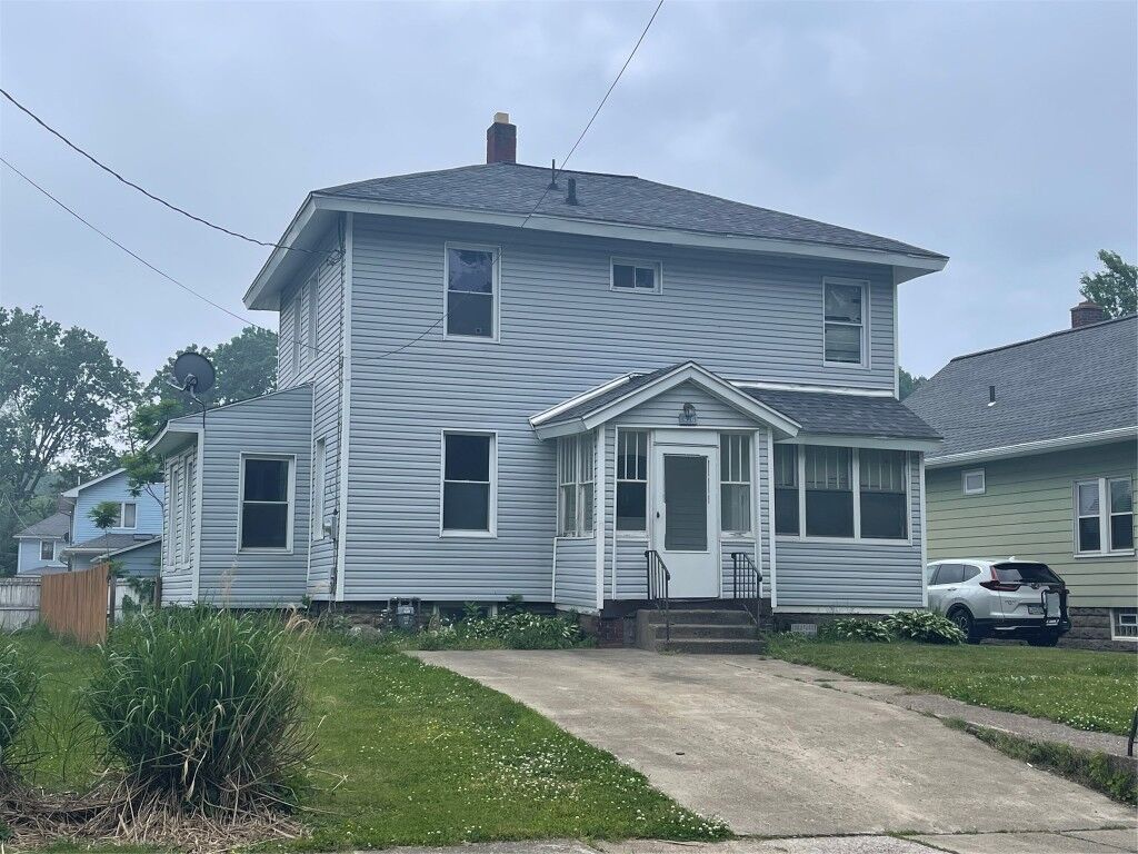 Property Photo: 426 Harvey Avenue PA 16511